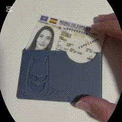ארנק באטמן · לתעודות וכרטיסים